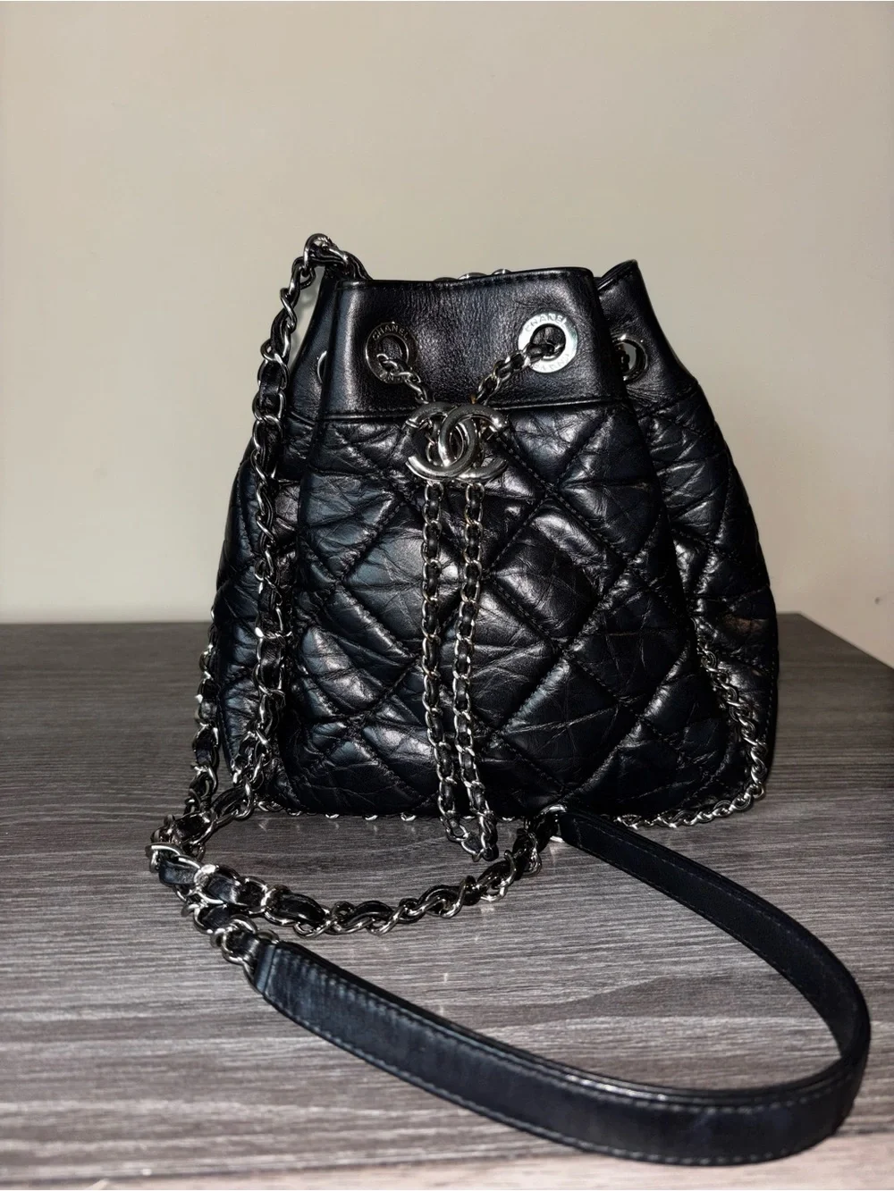 Chanel Quilted Leather Drawstring bucket Bag - Black
